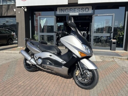 Yamaha T Max - immagine 5