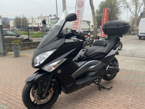 Yamaha T Max - immagine 3