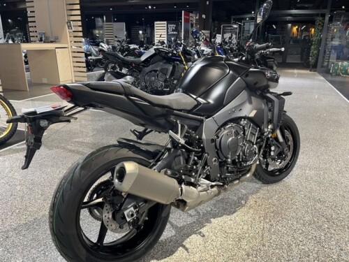 Yamaha MT-10 OFFERTA  KM 0 - immagine 3