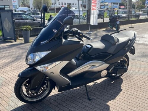 Yamaha T Max - immagine 6