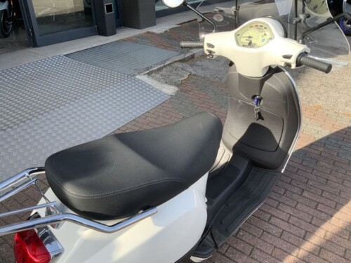 Vespa 50 LX - immagine 6