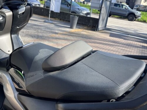 Yamaha T Max - immagine 4