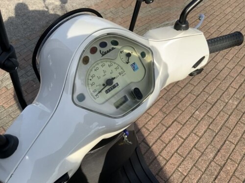 Vespa 50 LX - immagine 9