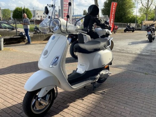 Vespa 50 LX - immagine 3