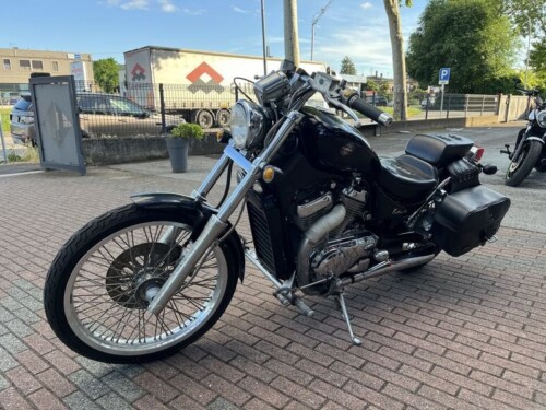 Suzuki VS 600 - immagine 4