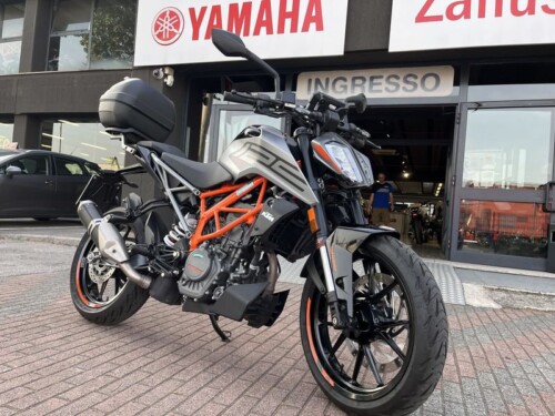 KTM 125 Duke - immagine 6