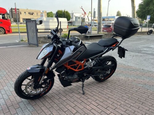KTM 125 Duke - immagine 9
