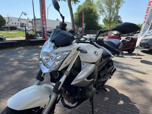 Yamaha XJ6 - immagine 14