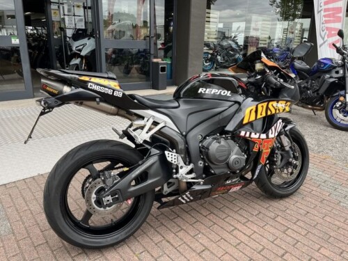 Honda CBR 600 - immagine 8