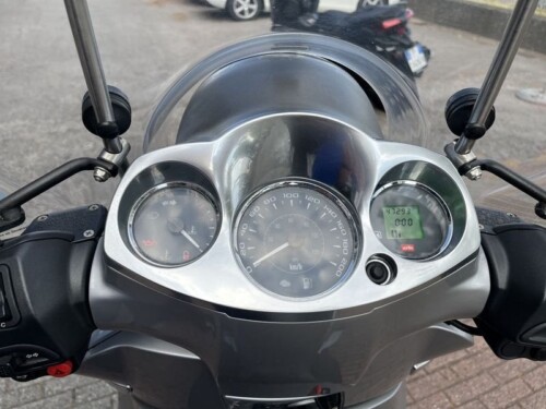 Aprilia Scarabeo 250 - immagine 13