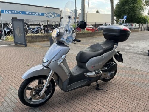 Aprilia Scarabeo 250 - immagine 5
