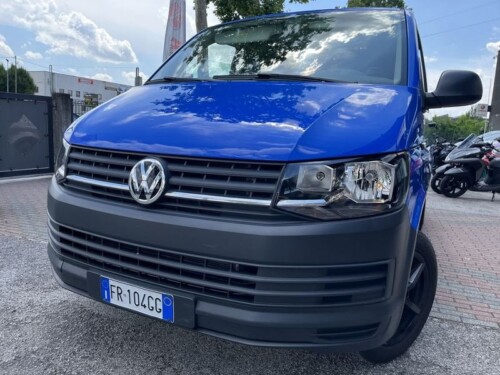 Volkswagen Caravelle - immagine 10