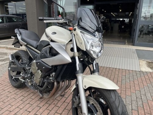 Yamaha XJ6 - immagine 9