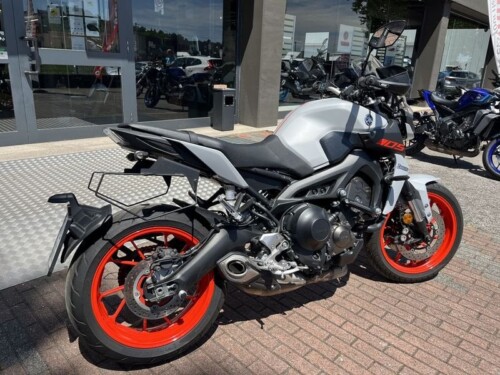 Yamaha MT-09 - immagine 10