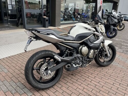 Yamaha XJ6 - immagine 7