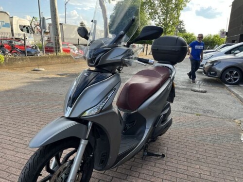 Kymco People 150i - immagine 10