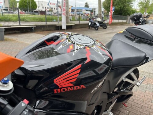 Honda CBR 600 - immagine 15