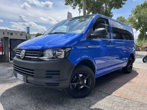 Volkswagen Caravelle - immagine 3
