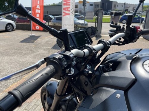 Yamaha MT-09 - immagine 10