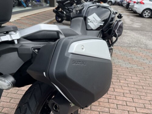 Suzuki V Strom DL 1000 - immagine 10