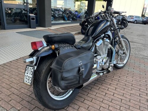 Suzuki VS 600 - immagine 3