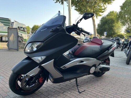 Yamaha T Max - immagine 11