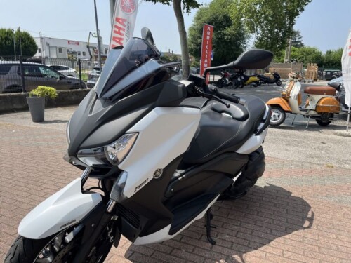 Yamaha X-Max 400 - immagine 7