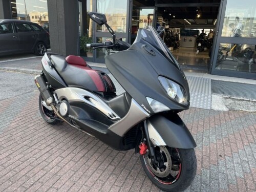 Yamaha T Max - immagine 3