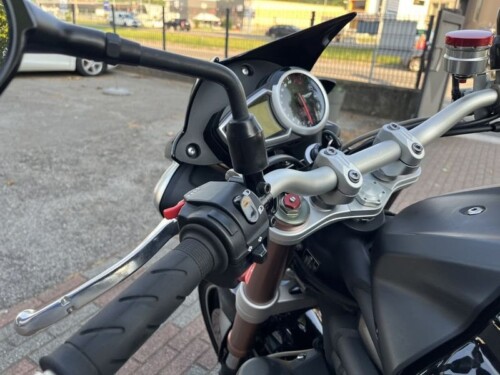 Triumph Speed Triple 1050 - immagine 12
