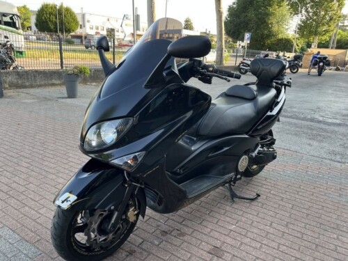Yamaha T Max - immagine 12