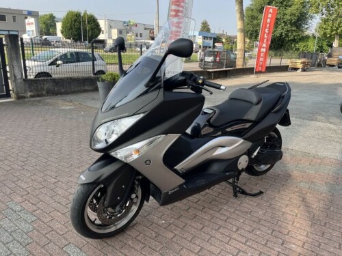 Yamaha T Max - immagine 10