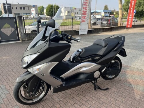 Yamaha T Max - immagine 11