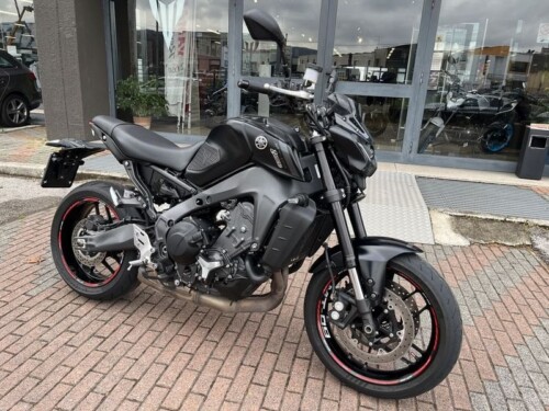 Yamaha MT-09 - immagine 4
