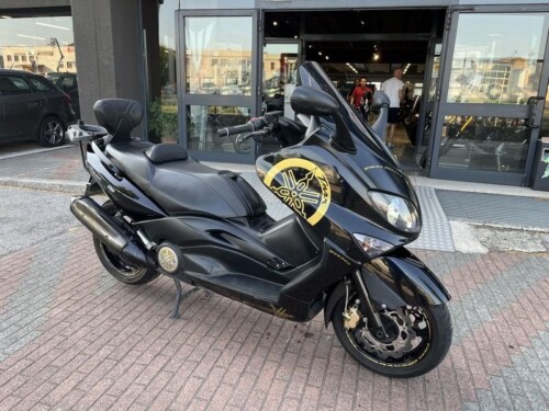 Yamaha T Max - immagine 8