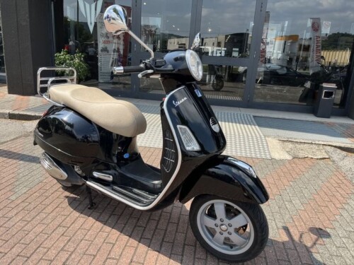 Vespa 250 GTS - immagine 5