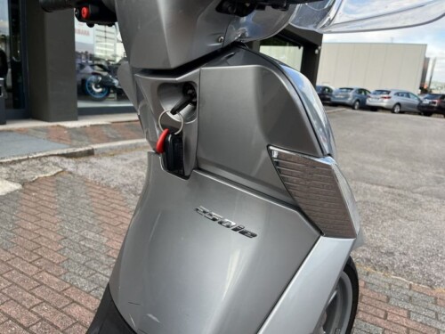 Aprilia Scarabeo 250 - immagine 6
