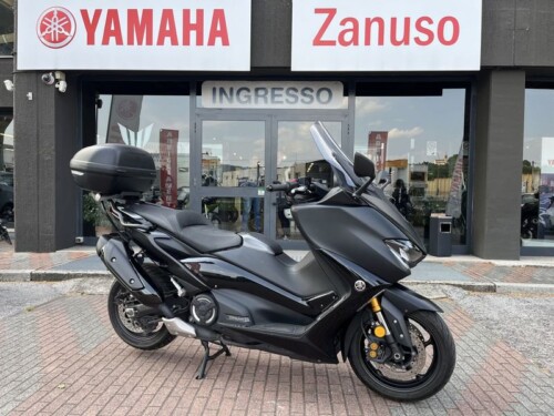 Yamaha T Max 560