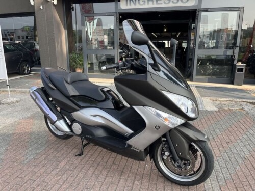 Yamaha T Max - immagine 5