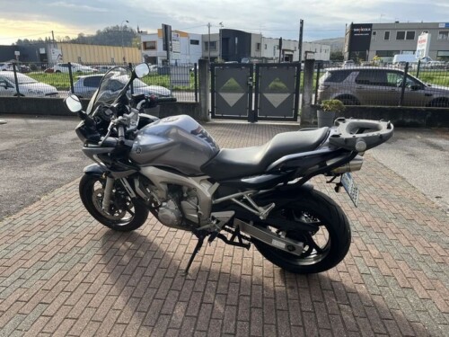 Yamaha FZS 600 Fazer - immagine 6