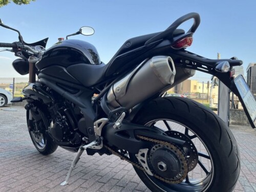Triumph Speed Triple 1050 - immagine 11