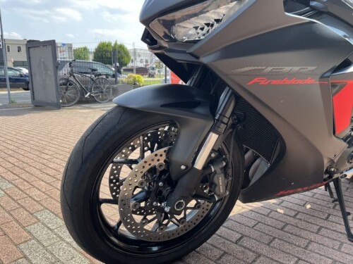 Honda CBR 1000 - immagine 17