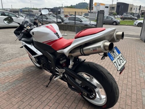 Yamaha YZF R1 - immagine 14