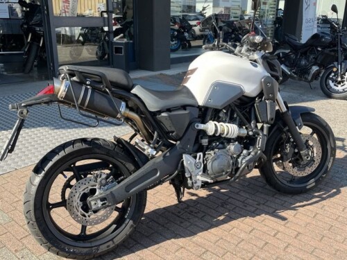 Yamaha MT-03 - immagine 6