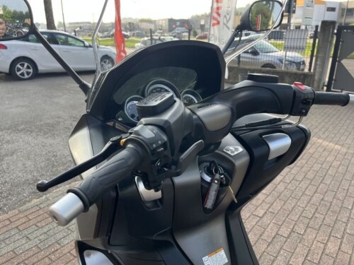 Yamaha T Max - immagine 15