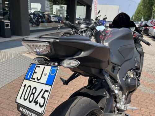Honda CBR 1000 - immagine 10