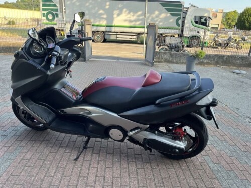 Yamaha T Max - immagine 12