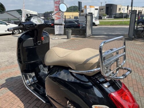 Vespa 250 GTS - immagine 9