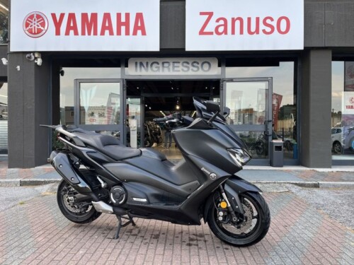 Yamaha T Max 560