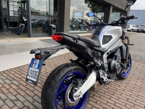Yamaha MT-09 - immagine 7