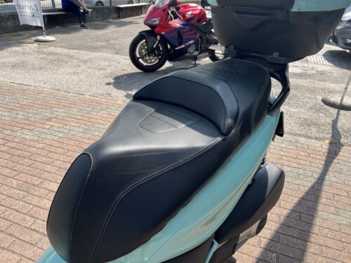 Piaggio Beverly 300 - immagine 9